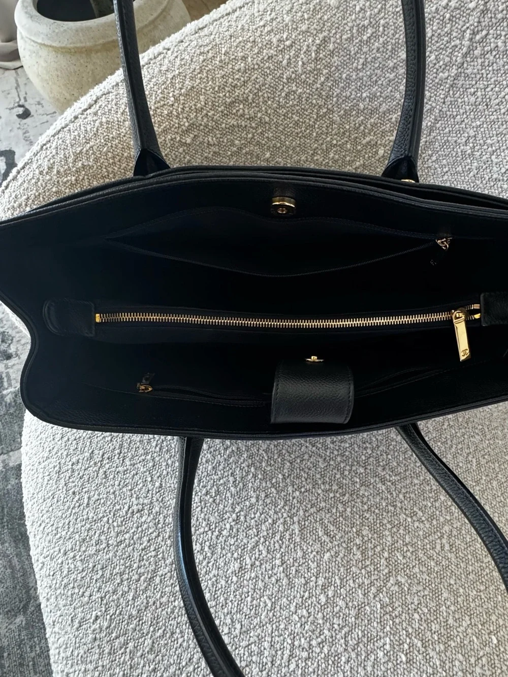 Chanel Cerf Executive Shopper Tote Bag in Black with Gold Hardware - Picture 6 of 10